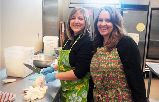 IUCU Volunteers At Community Kitchen