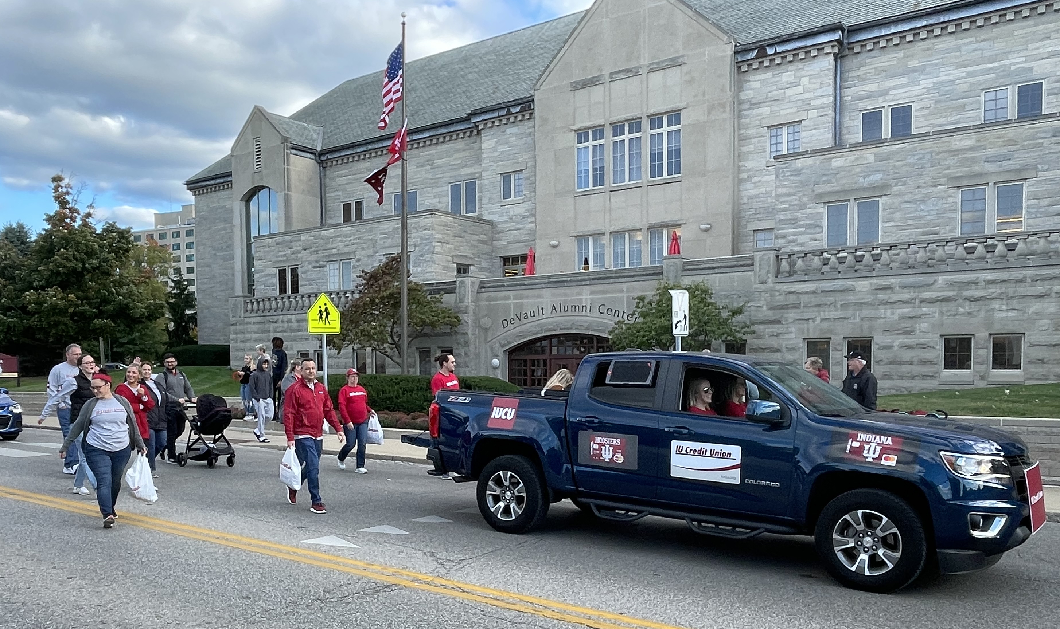 Photo of IUCU on the IU Homecoming Parade route